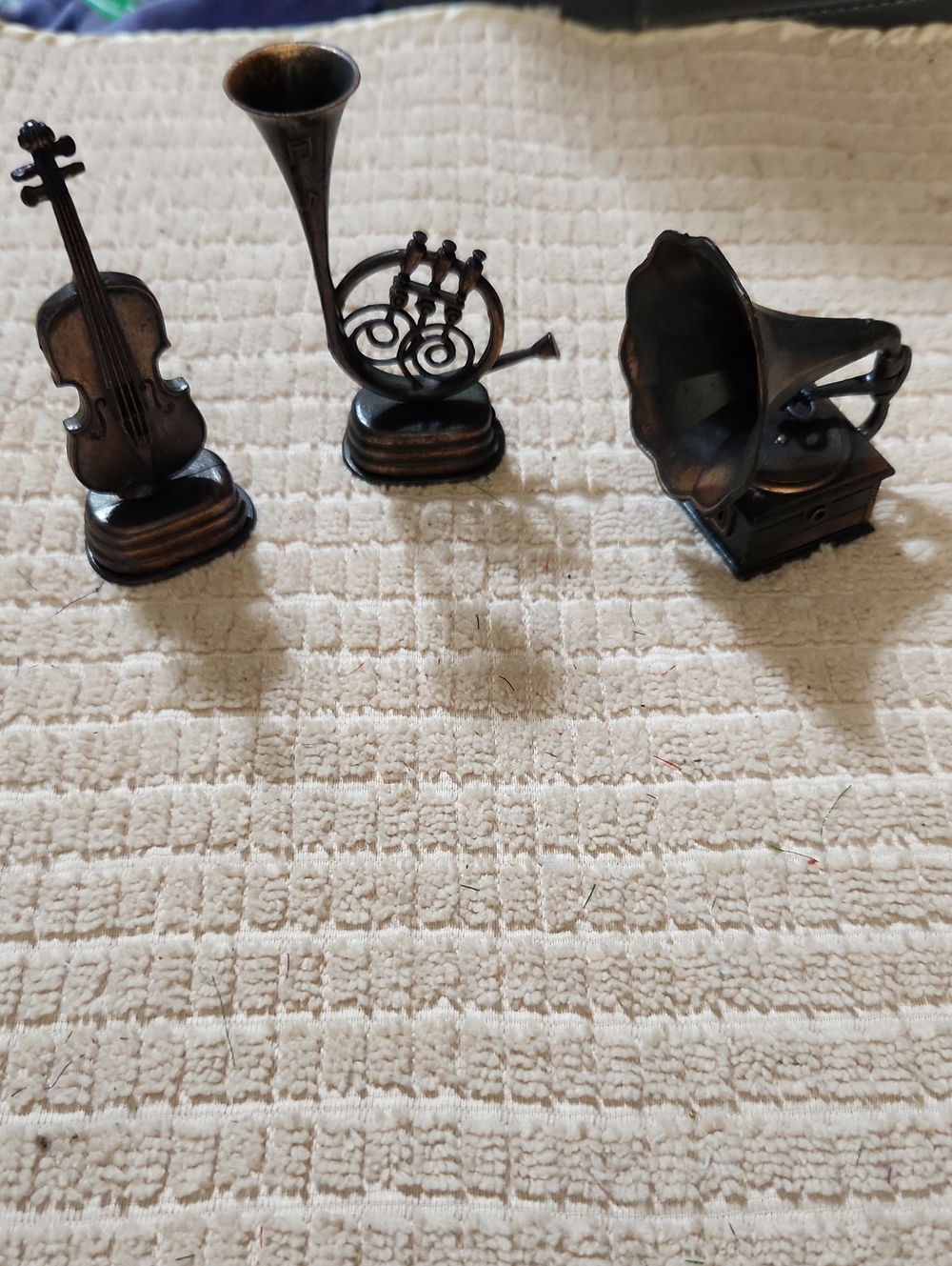 Vintage Antique-Style Mini Musical Instrument Accent Set in Dark Bronze
